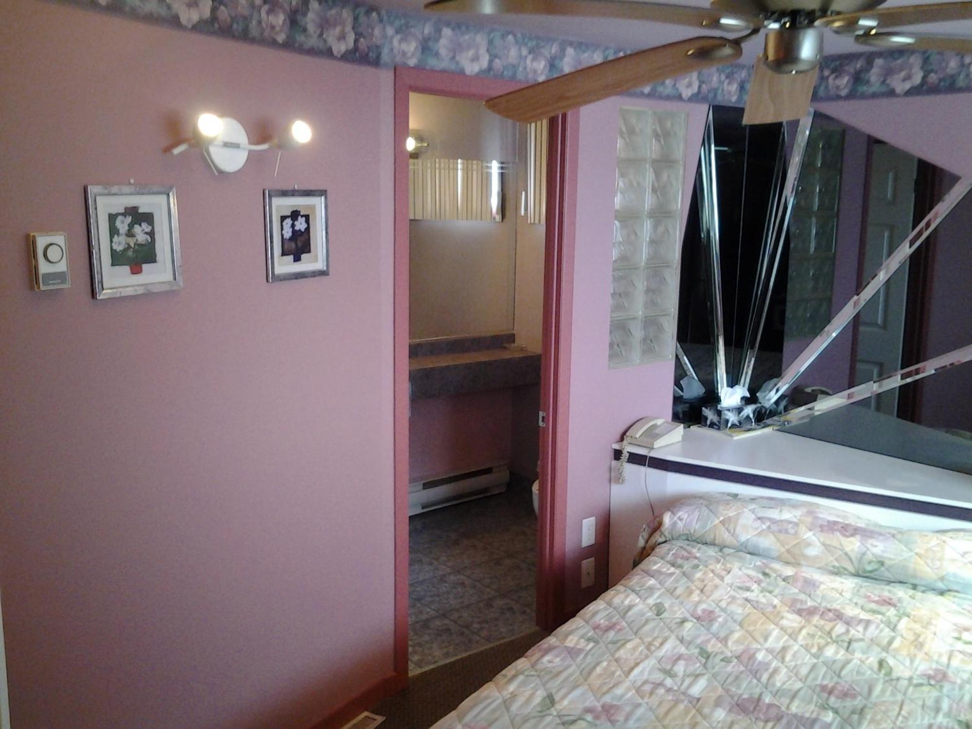 Motel Normandie Louiseville Bilik gambar